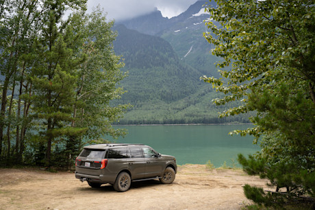 2025 Ford Expedition Tremor Review Body Image