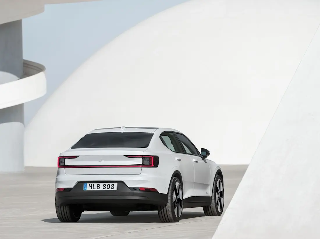 Polestar 2 Standard Range Single Motor (2022) statisch, achteraanzicht