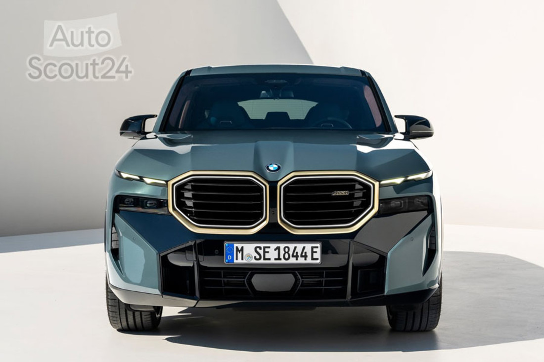 BMW-XM-2023-1600-44.jpg