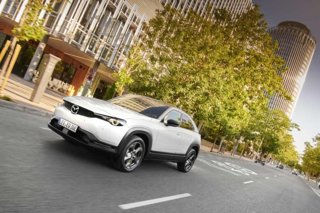 mazda-mx-30 (24).jpg