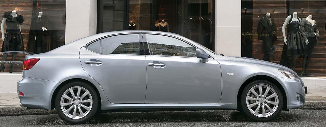 toyota-altezza-l-01