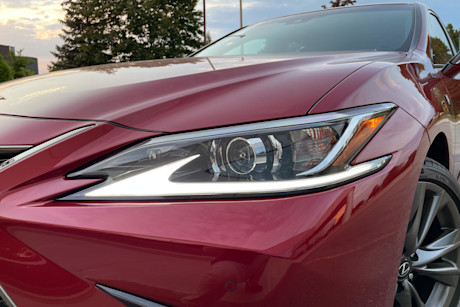 Editorial 2021 lexus es 250 awd 10 ct