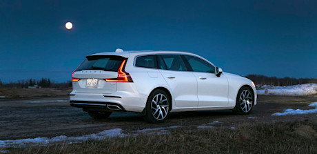 Editorial 2021 volvo v60 recharge inscription t8 01 jw