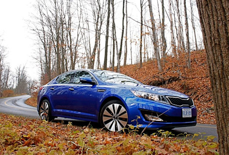 Editorial 2011 kia optima sx pb 01