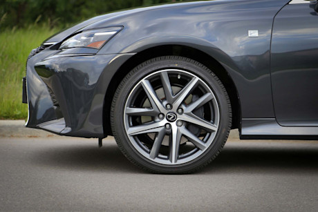 Editorial 2017 lexus gs 350 09 ts