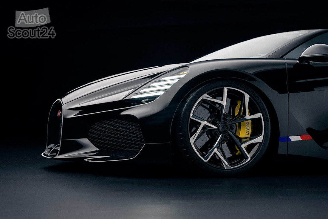 Bugatti W16 Mistral 2022 (9).jpg