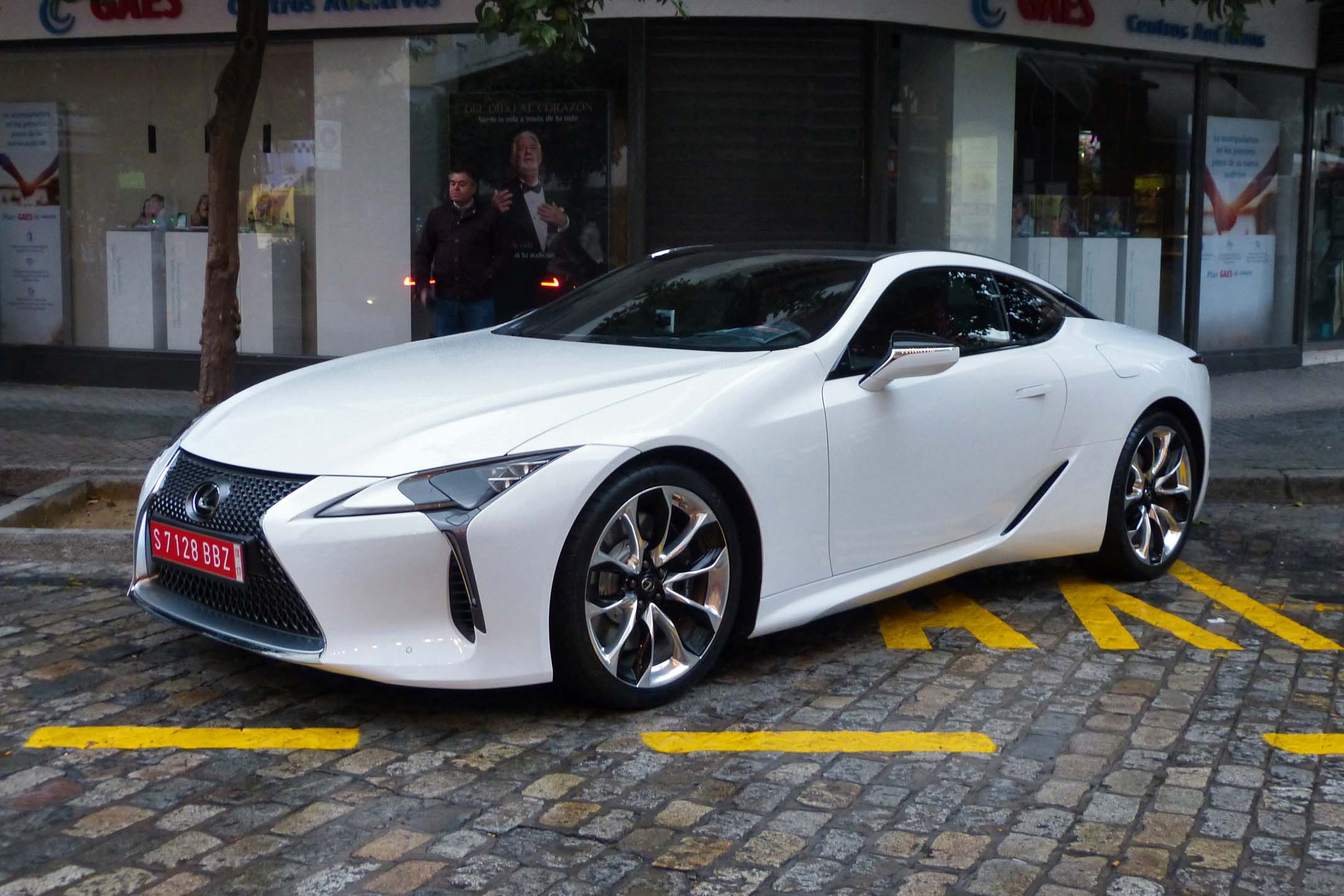 2018 Lexus LC 500 and LC 500h First Drive Review - AutoTrader.ca