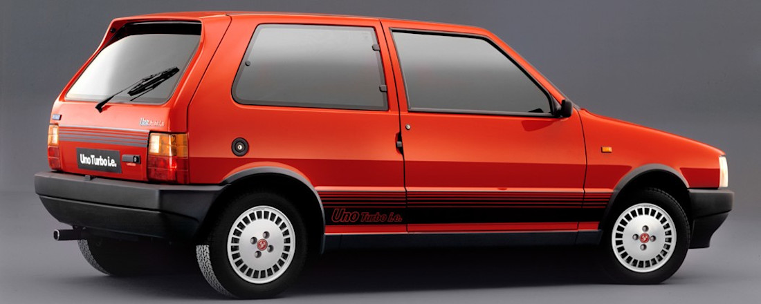 Fiat Uno: 40 anni fa la comunicazione “rivoluzionosa” di Forattini