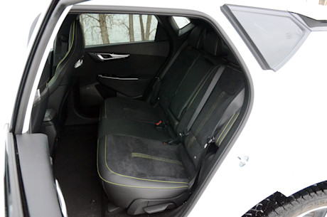 Kia EV6 GT 2023 : essai routier Body Image