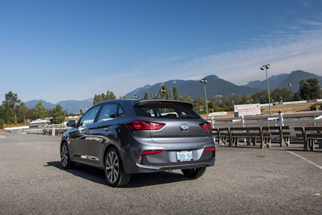 Editorial 2018 hyundai accent 5 door gls manual 06 bm