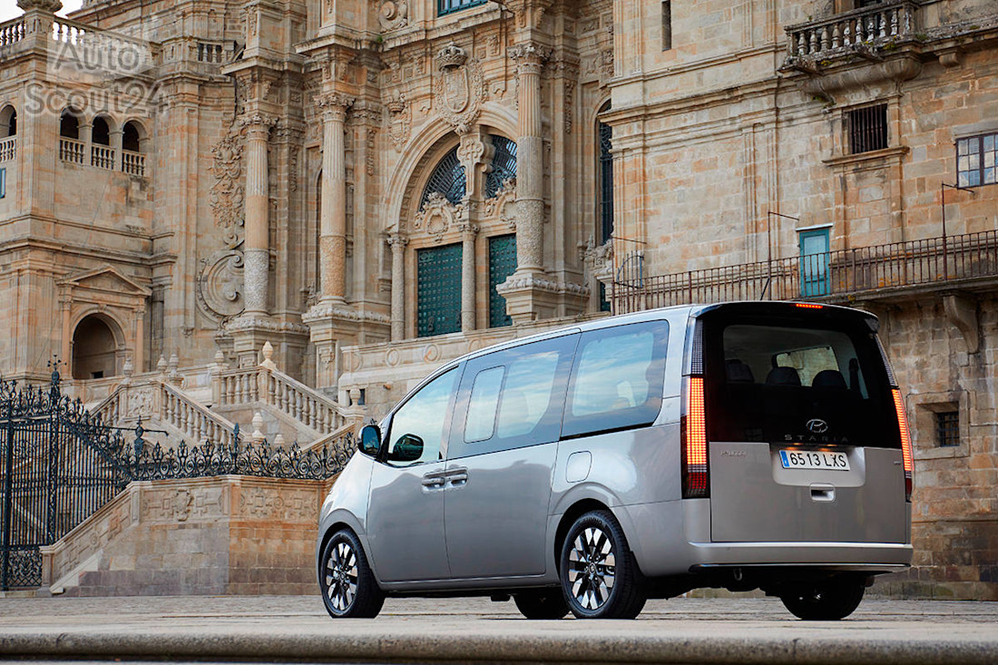 Presentacion-Hyundai-Staria-2022-(12).jpg