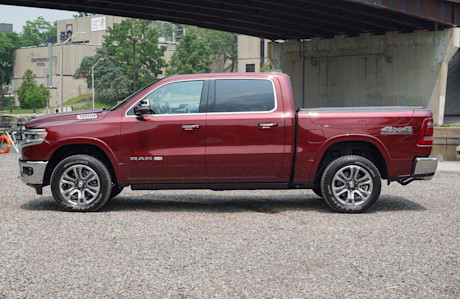 Editorial 2021 ram 1500 limited longhorn 4wd 06 di