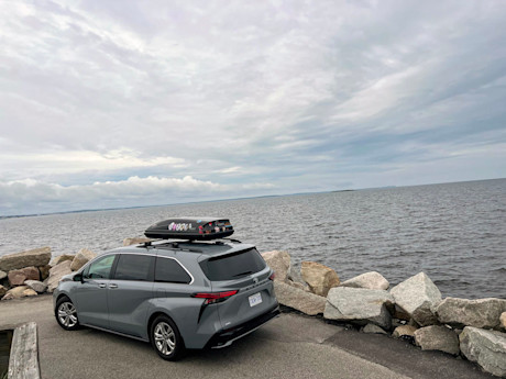 Editorial 2023 toyota sienna xse awd td 230908 16 msp