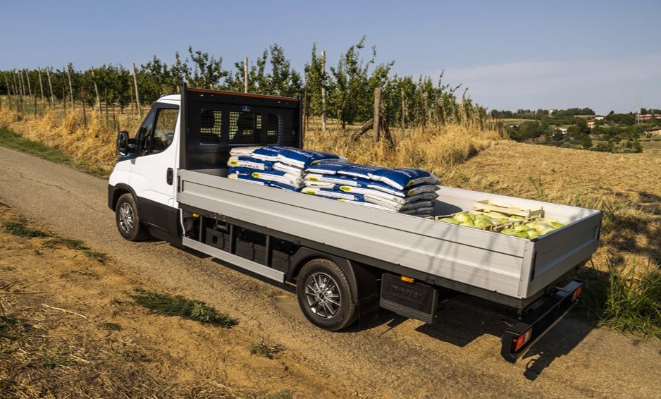 iveco-edaily-back