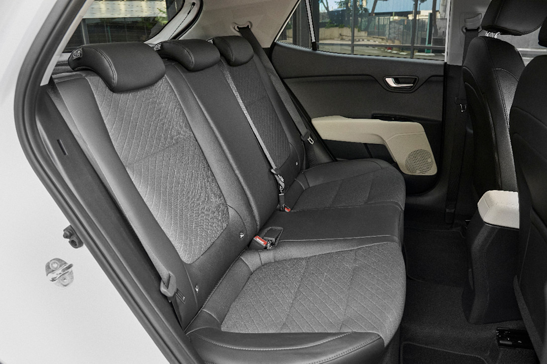 kia-stonic-2026-interior (4).jpg