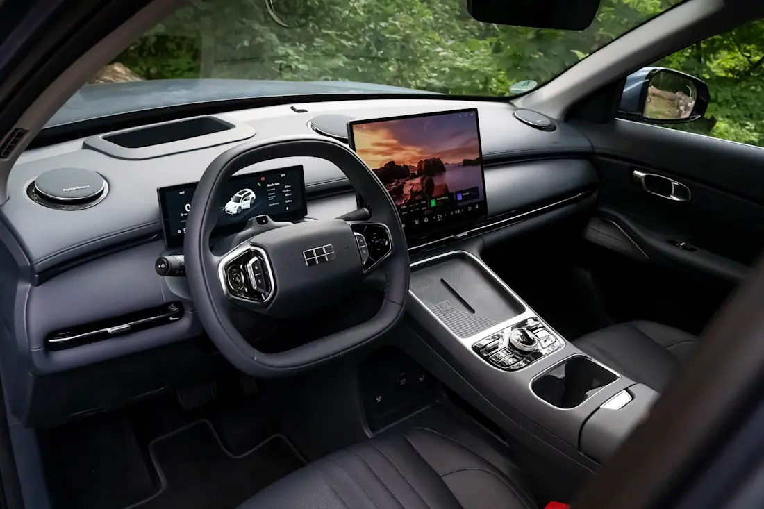 2026 Geely Starray EM-i Wallpaper-2