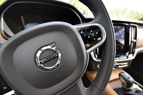 Editorial 2017 volvo s90 t6 awd inscription 16 jp