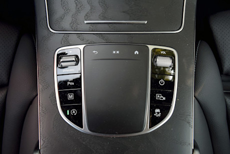 Editorial 2021 mercedes benz glc 300 16 sha