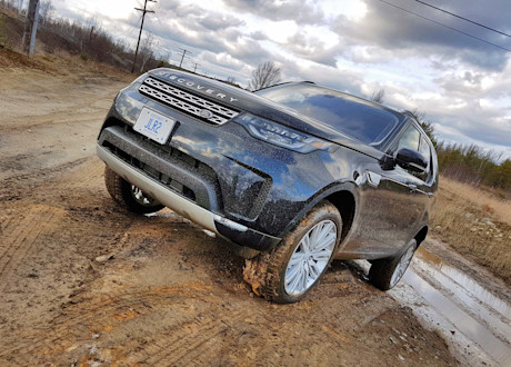 Editorial 2018 land rover discovery hse luxury td6 03 jp