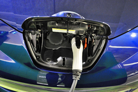 Editorial 2017 nissan leaf 09 mb