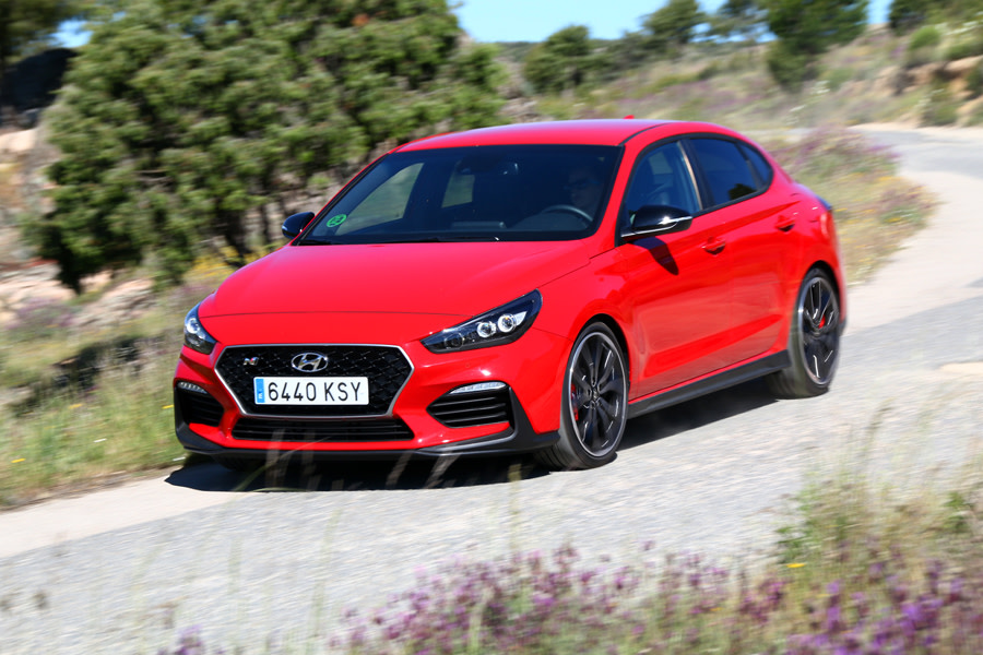 Hyundai i30 Fasback N (43).JPG