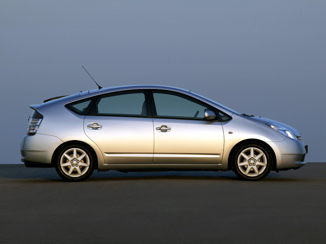 Auto Full Hybrid 2025: i modelli migliori e i prezzi