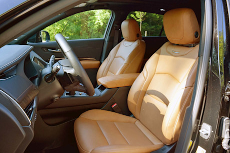 Editorial 2020 cadillac xt4 sport 13 sha