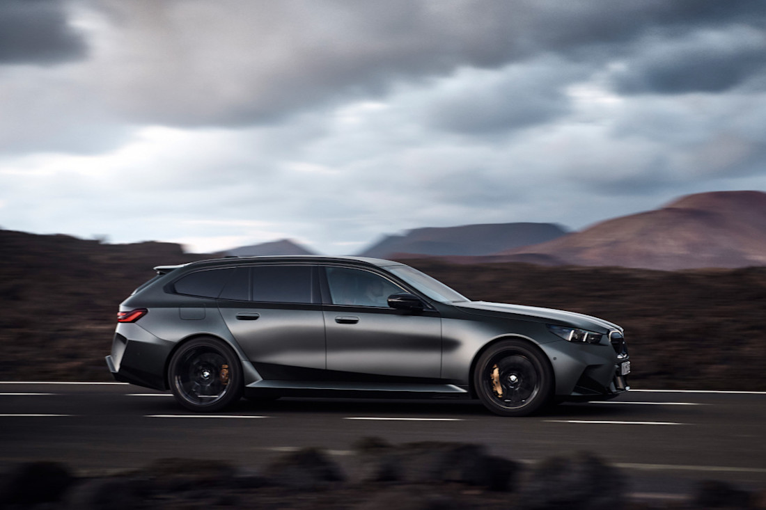 BMW-M5-TOURING-2024 (3).jpg