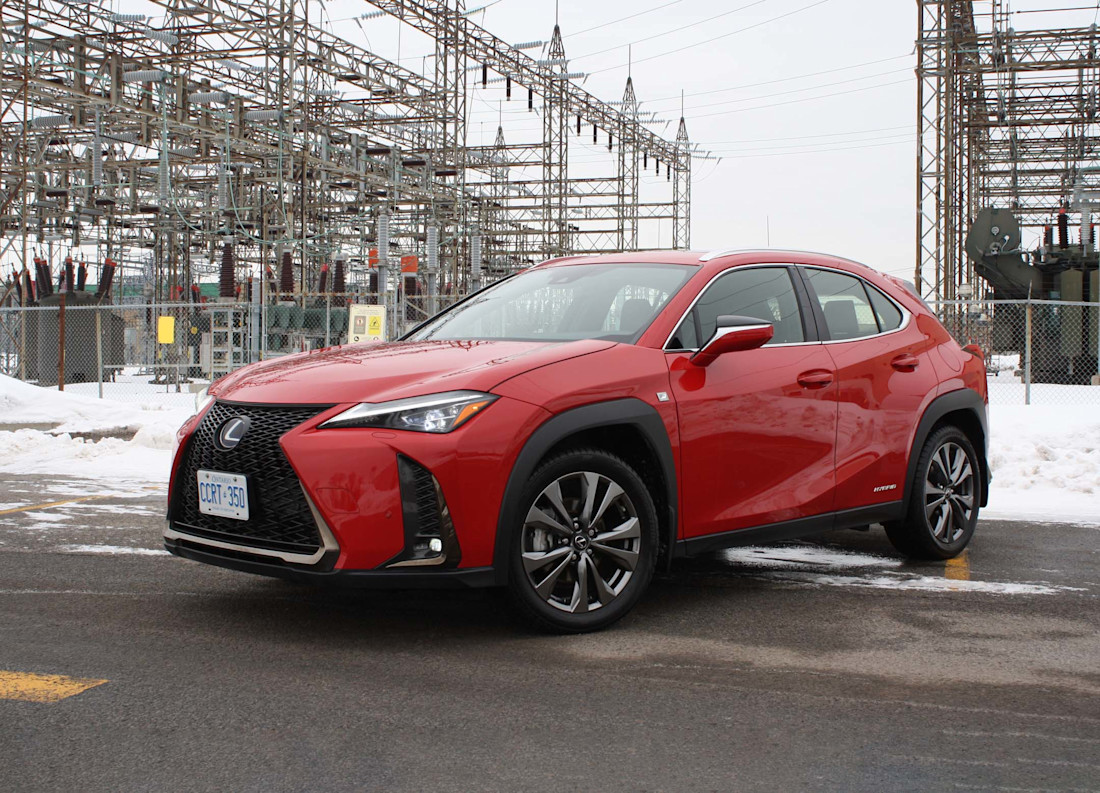 Lexus UX 250h AWD 2020 : essai hivernal