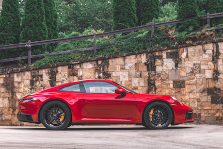 Editorial 2022 porsche 911 carrera gts 01 porsche