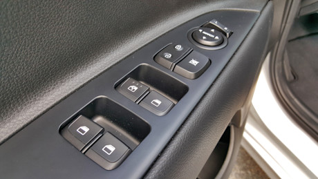 Editorial 2018 kia rio 5 door 37 nd