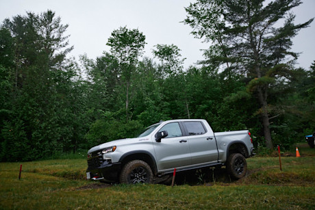 Chevrolet Silverado ZR2 2022 : essai routier Image