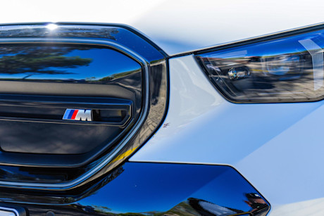 Editorial 2024 bmw i5 m60 xdrive fd 231001 05 kd