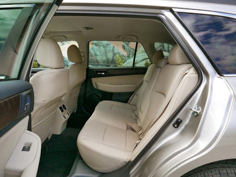 Editorial 2019 subaru outback 25i ltd es 13 bh