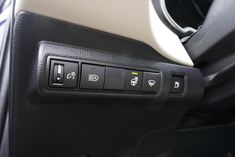 Editorial 2022 toyota corolla hybrid premium 22 di