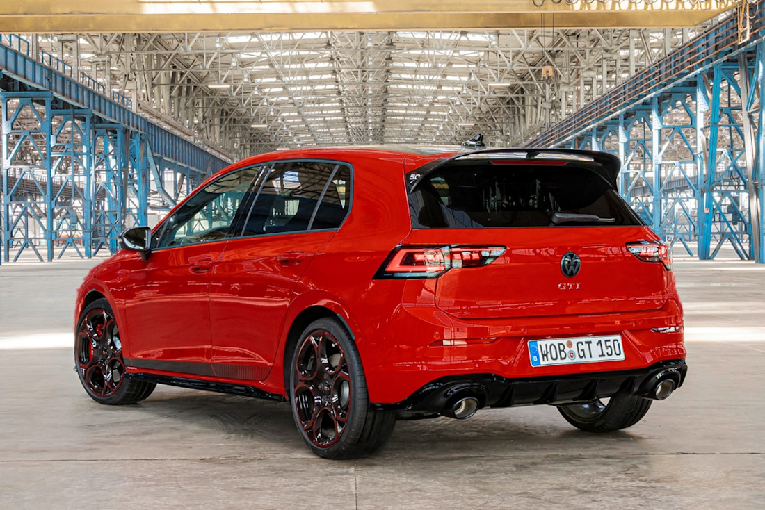 vw-golf-gti-edition-50 (8).jpg