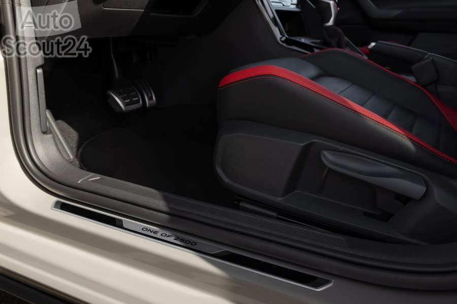 volkswagen-limited-edition-polo-gti-edition-25(12).jpg