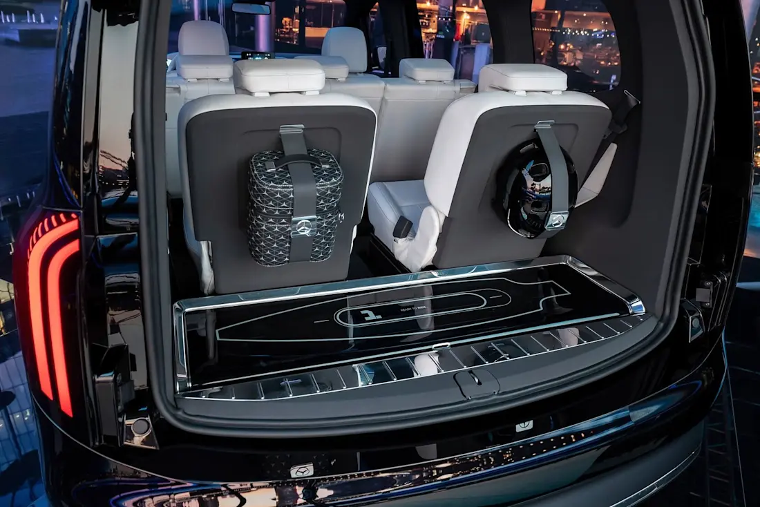 Mercedes-Benz-EQT-Concept-Rearseats Mercedes-Benz-EQT-Concept-Rearseats