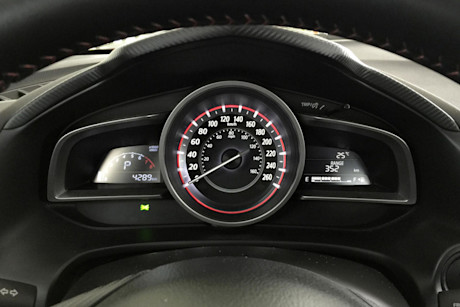 Editorial 2015 mazda3 gs gw 19