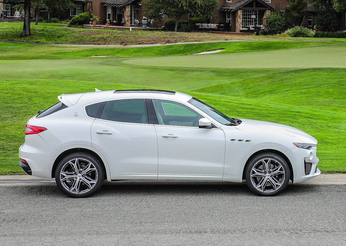 Maserati-Levante_GTS-2019-1280-0d.jpg