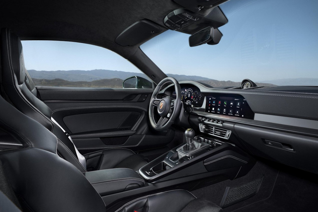 Porsche-911-GT3-Touring-Package-2025 (2).jpg