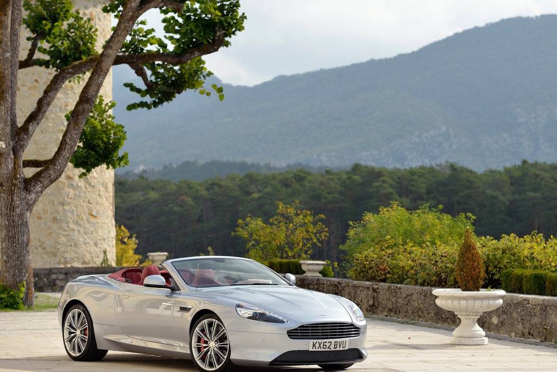 4XQyeWWDFXqtDbeUihvXAc-5665b8fb9d5a8951a654e2e108ff8abe-aston-martin-volante-front-1100