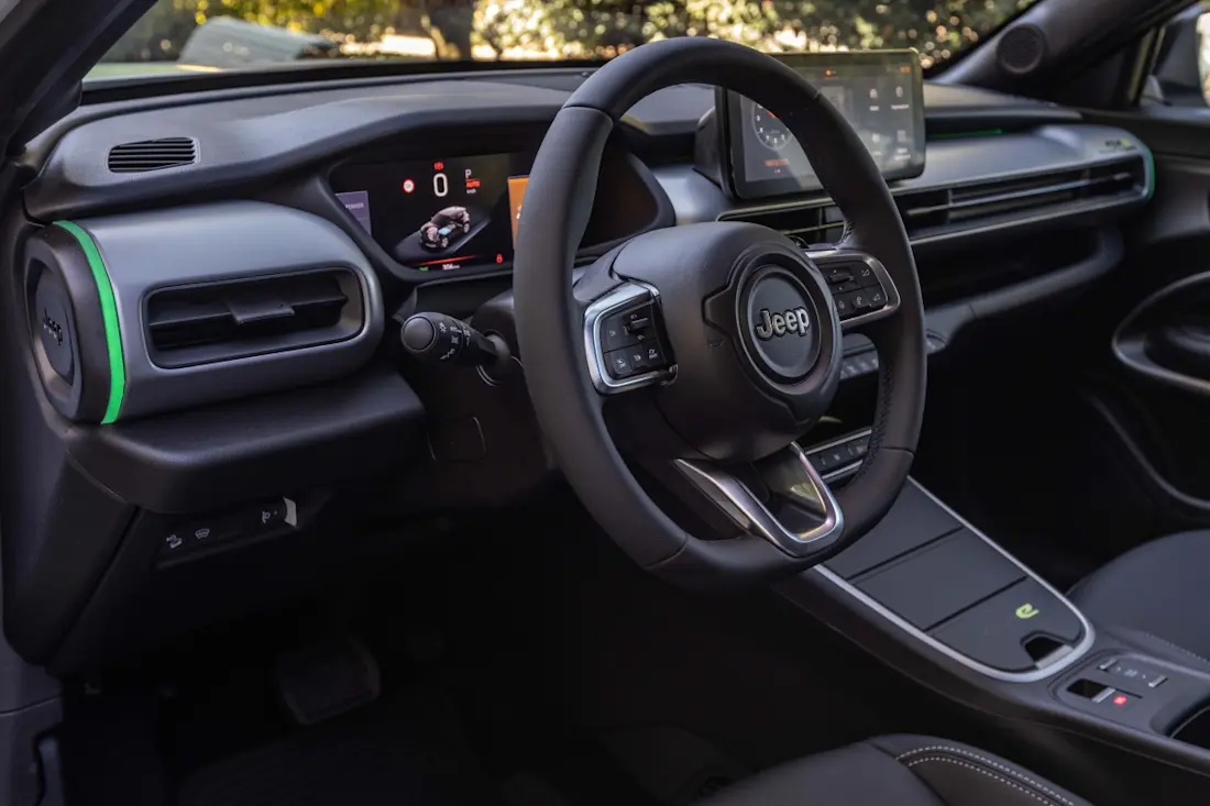 jeep-avenger-4xe (12)