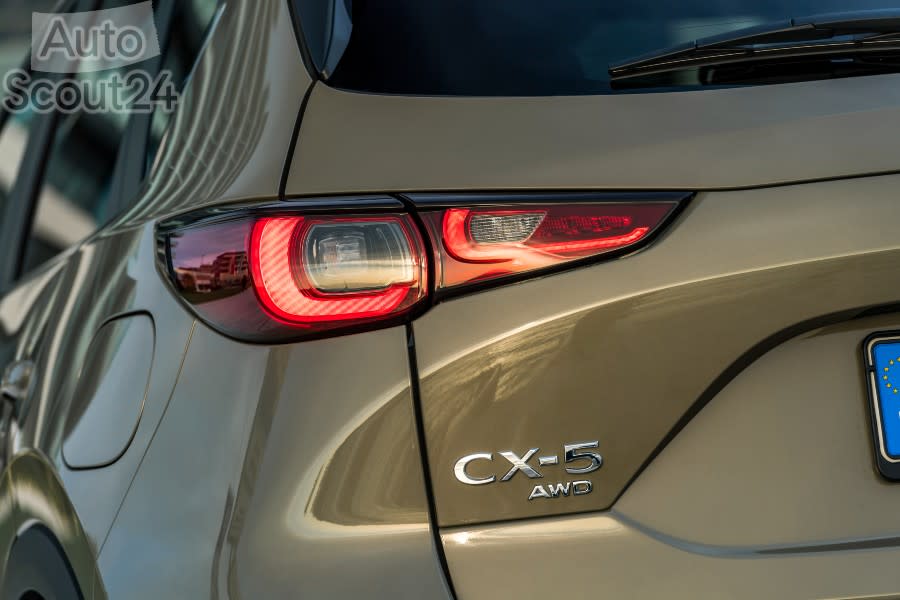 2022_mazda_cx-5_newground_hr_det_03_highres(1).jpg