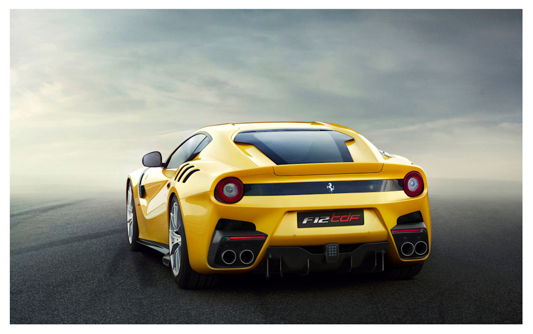 Ferrari_F12tdf_5low