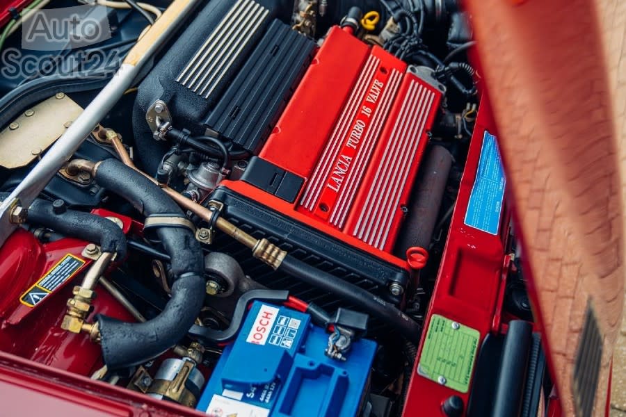 Lancia-Delta-Integrale-9.jpg