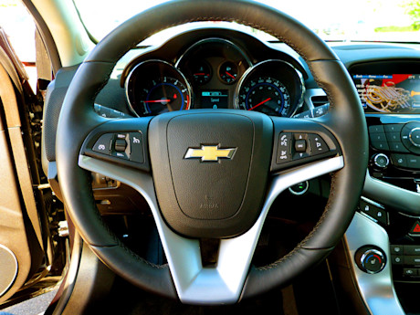 Editorial 2014 chevrolet cruze ltz 14t jb 12