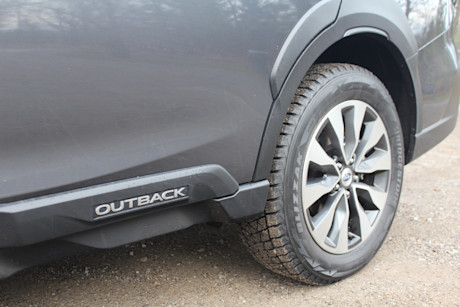 Editorial 2025 subaru outback premier xt td pb 250106 5