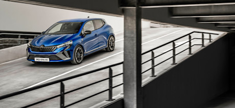Renault Clio (2023) banner