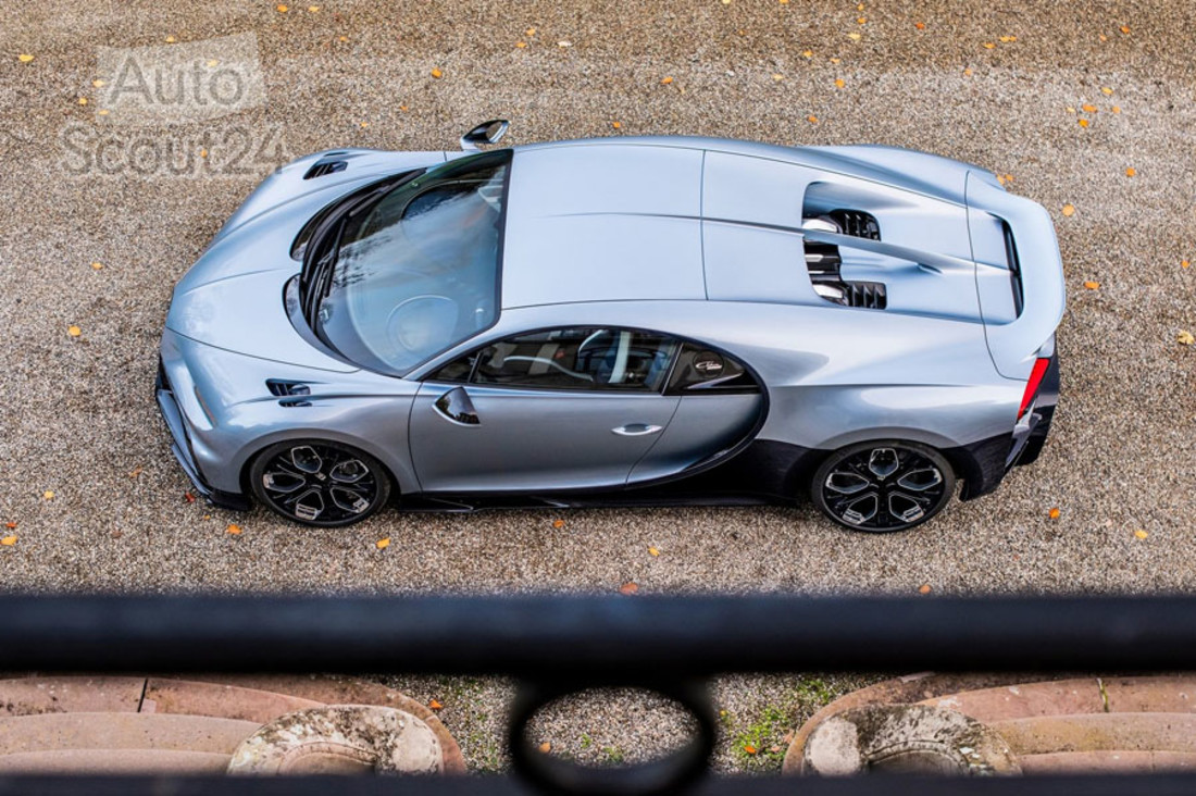 Bugatti-Chiron_Profilee-2022-1600-03.jpg